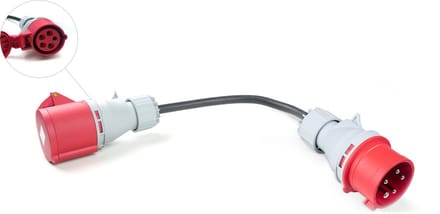 Adapter CEE rood 3x16A (Female) naar CEE rood 3x32A (Male)