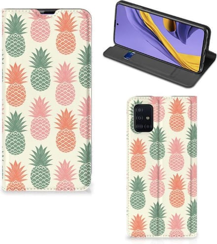 Samsung Galaxy A51 Flip Style Cover Ananas