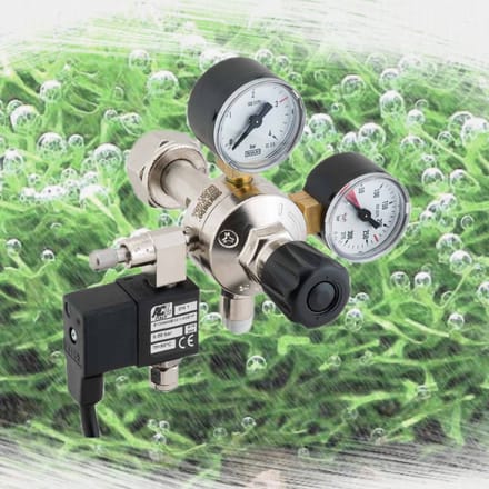CO2reactor.nl Druk- Reduceerventiel met magneetventiel.