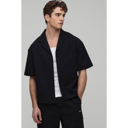 Oversized Revere Technical Stretch Short Sleeve Shirt | Black | Size Small