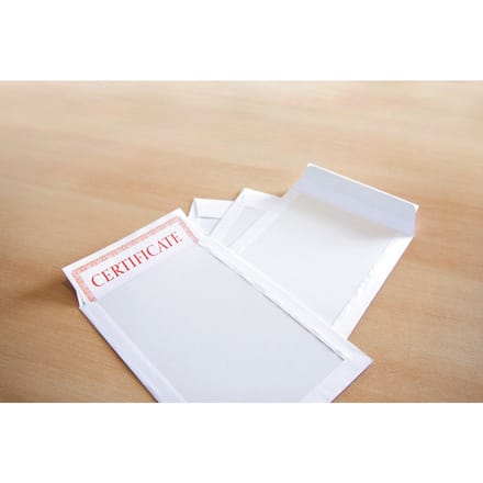 Raadhuis bordrug envelop - 229x324mm - C4 - wit - met plakstrip - 10 stuks