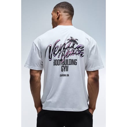 Active Venice Beach Bodybuilding Gym Oversized T-shirt Met Verlengde Hals | White | Size Large