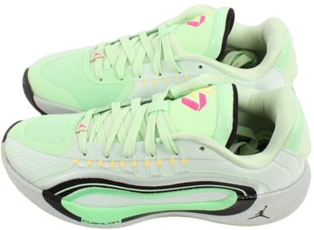 Nike schoenen maat eur 38.5