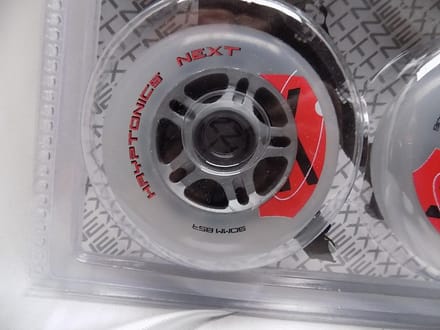 Skate wielen Kryptonics NEXT 90 MM hardheid 85A 4 pack