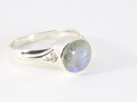 Zilveren ring met labradoriet - maat 16.5