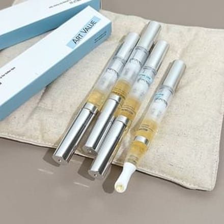Art Value - Moisturizing Lip Oil 1.8g