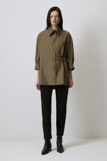 Touché Privé - Comfortabele tuniek-blouse met asymmetrische knopen - Khaki - Dames