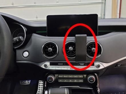 Brodit ProClip houder geschikt voor Kia Stinger 2018-2023 Center mount