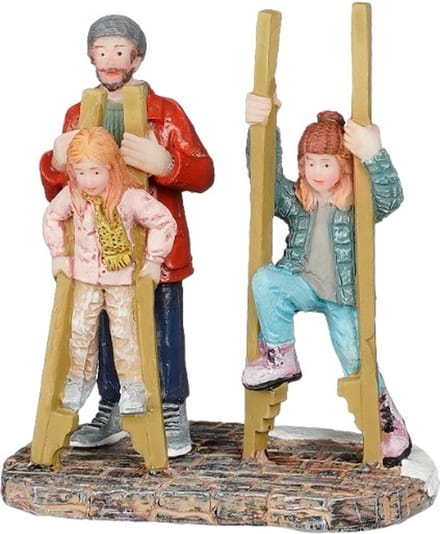 Luville - Walking on Stilts