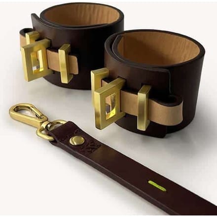 SPNKD | Whisper Sex Handcuffs | Chocolate size M size M
