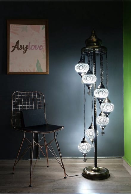 Handmade vloerlamp - Turkse staandelamp met 7 bollen - Mozaïek wit - Warme kleuren met ster