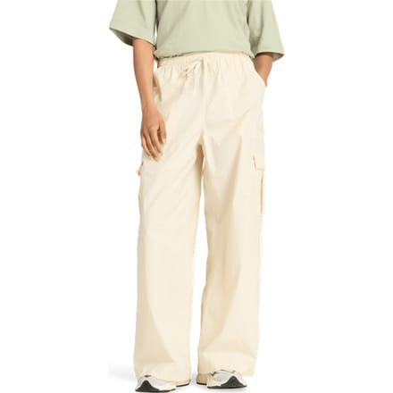 New Balance Woven Cargo Pant Broeken Dames - Beige - Maat L - Nylon