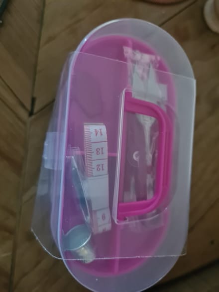 Crelando Starterset Naaiaccessoires 73 stuks incl opbergbox roze
