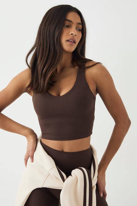 Dames DSGN Studio Ultra Sculpt Longline Plunge Sport BH | Dark Chocolate | Maat: Large
