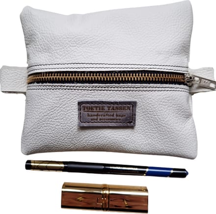 Toetie & Zo - Handgemaakte Makeuptas - Leer - Wit - Plat model - Toilettas - Etui