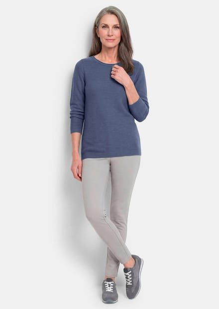 Fijn gebreide tricot pullover met boothals - rookblauw - Gr. 19 van Goldner Fashion