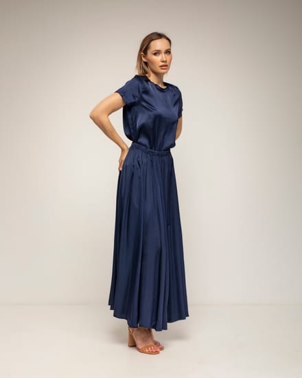 Lange uitlopende rok met elastische taille