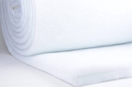 Fiberfill / Dacron 100g/m² - per meter - 160cm breed - Stoffering - opvulling - Brandvertragend - GOEDKOOP