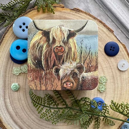 Alex Clark Square Tin Highland Cows ~ Vierkant opbergblikje hooglander