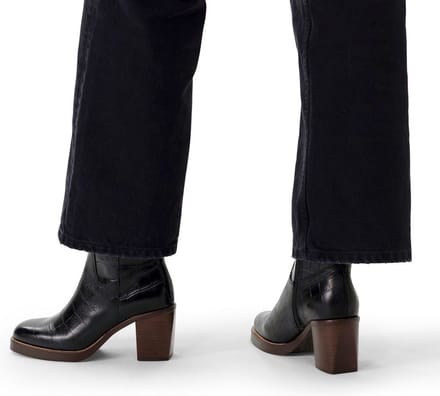 Manfield - Dames - Zwarte leren croco enkellaarsjes - Maat 38