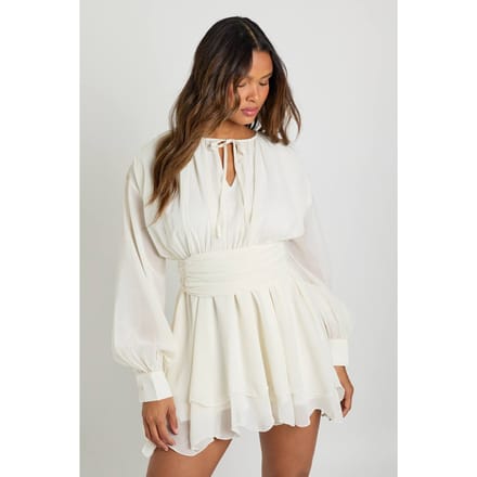 boohoo Dames Chiffon lange mouw skaterjurk | Creme | Maat: 44