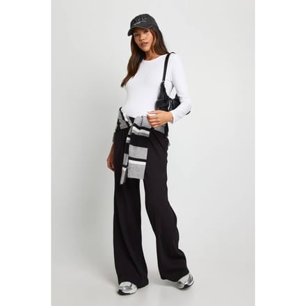 boohoo Dames Zwangerschapsbasic geribbelde wijde pijpbroek | Zwart | Maat: 44