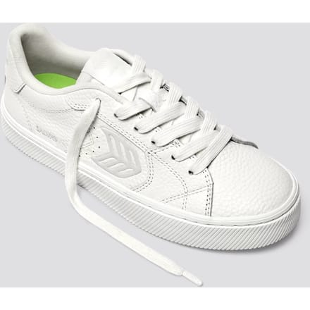 Cariuma Salvas Pebbled Leather White Ice Logo Taglia: 43 | Sneakers Outlet | Unisex | Bianco
