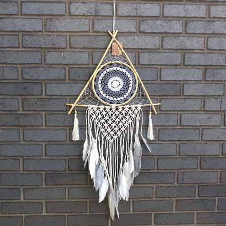 Macramé Dromenvanger - Bescherming - Piramide - Wit & Grijs - 39x1x45x83cm