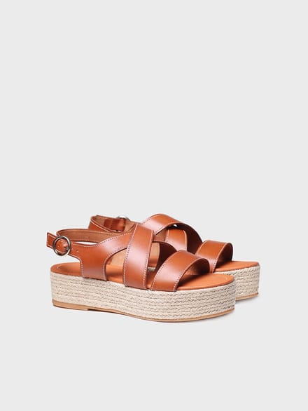 Sandalen met bandjes en plateauzool | ELISENDA