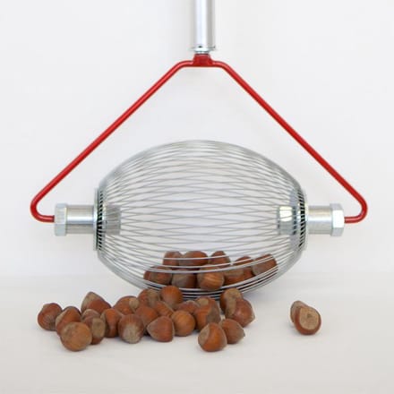 eikelraper / hazelnootraper Rollblitz met houten steel