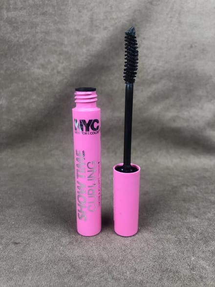 NYC Showtime Curl Mascara Black