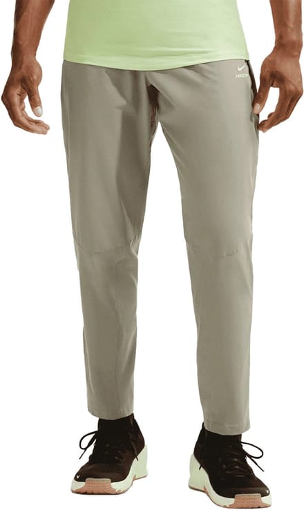 Nike pro training pant in de kleur groen.