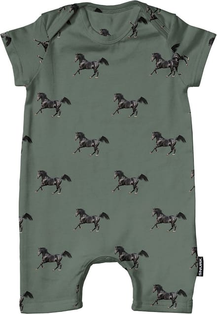 SNURK rompertje Black Horses Green maat 86