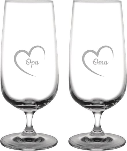 Gegraveerde bierglas op voet 41cl Opa met hartje & Oma met hartje