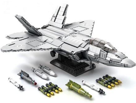 Reobrix 33020 F22 Fighter Straaljager bouwset | Classic WW2 Army vliegtuig constructie modelbouw | Educatief militair & leger speelgoed bouwpakketten voor kinderen & volwassenen | DIY creator set geschikt voor Lego | Bouwdoos met 1729 bouwstenen