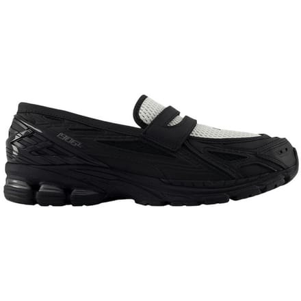 Lage Sneakers New Balance 1906L Black Angora