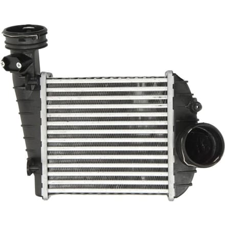 Intercooler NISSENS 96469