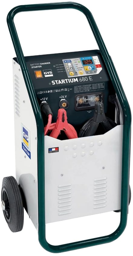 GYS Startbooster/Lader 12–24V — Microprocessor acculader en booster op wielen, 45/35 A laadstroom, 380/270 A startvermogen