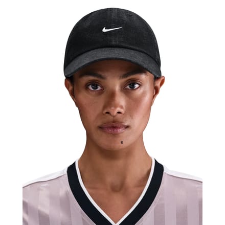 Nike Club Unstructured Pet Zwart K010