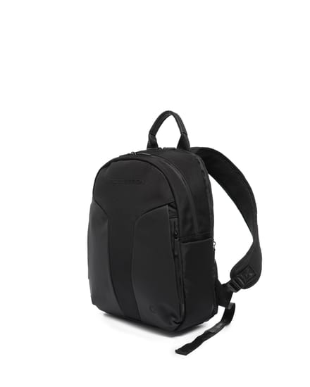 Momo Design Rugzak BLACK