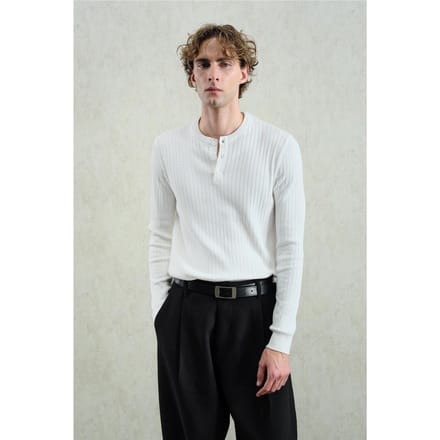 Slim Fit Lange Mouwen Knop Kraag T-Shirt