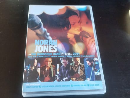 Norah Jones - Live 2004