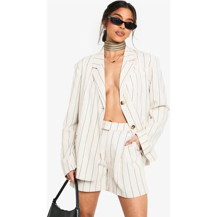 boohoo Dames Op maat gemaakte linnen-look gestreepte shorts | Stone | Maat: 8