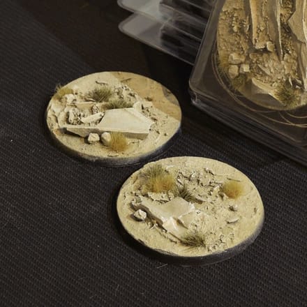 Arid Steppe Bases Pre-Painted (2x 60mm Round)