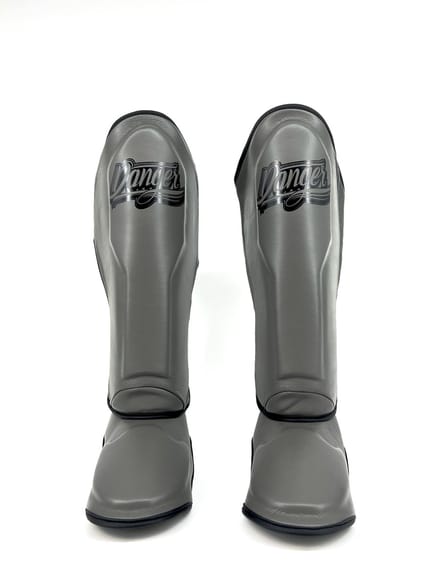 Danger Supermax Scheenbeschermers - Grey Edition - Echt Leer - Grijs - Maat XL