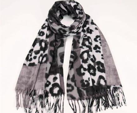 Lange dames wintersjaal Simone panterprint zwart wit grijs antraciet