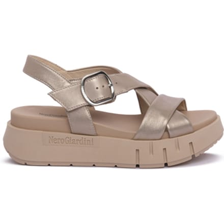 Sandalen met sleehak NeroGiardini NERO GIARDINI 675 ETOILE SAND