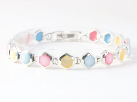 Zilveren armband met veelkleurige schelp