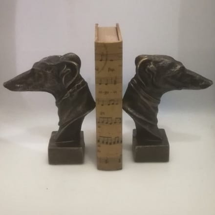 MadDeco - gietijzer - boekensteunen - hond - whippet - hazenwindhond