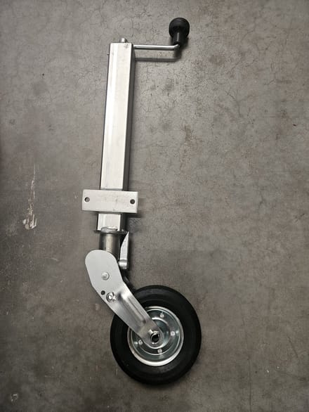 BTP - Neuswiel - 60mm.vierkant - Velg Metaal - 200x60mm. - Flens 0